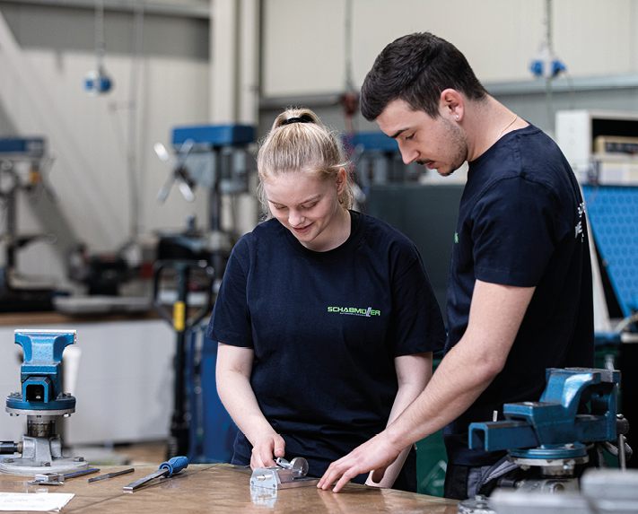 Ausbildung Schabmüller Automobiltechnik GmbH